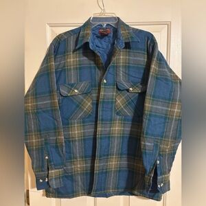 Men’s High Sierra size Large
Warm Plaid Flannel Shirt Jacket